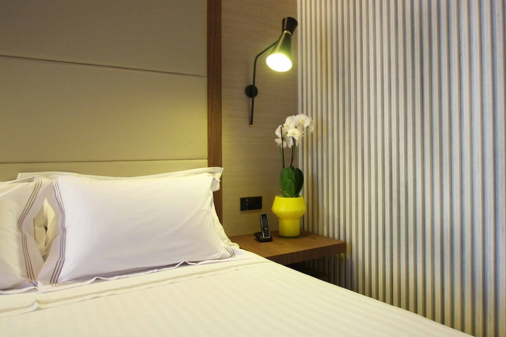 Executive Single Room (Single) thumbnail 5