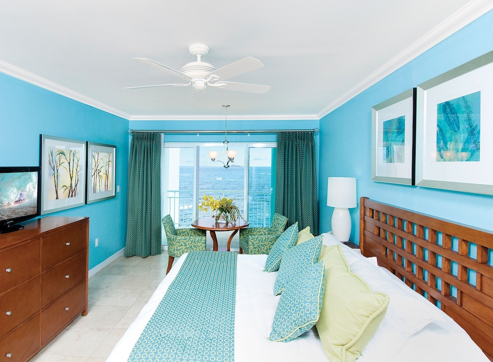 Suite, 1 Bedroom, Oceanfront - Photo 1