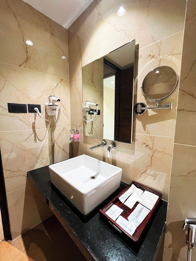 Business Room - Photo 23