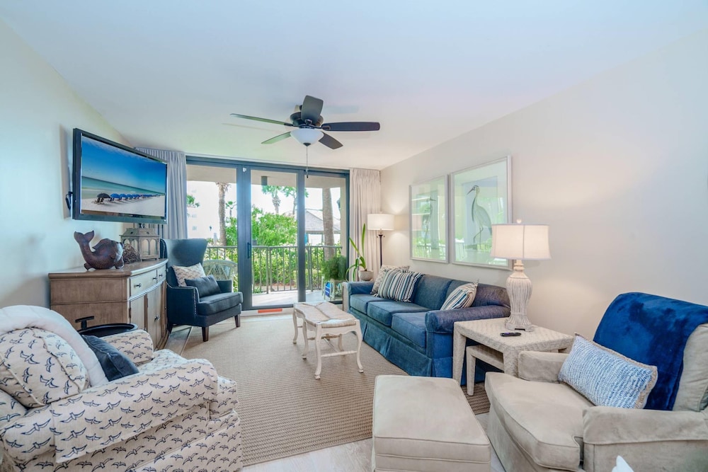 Condo, 2 Bedrooms, Ocean View (111C)