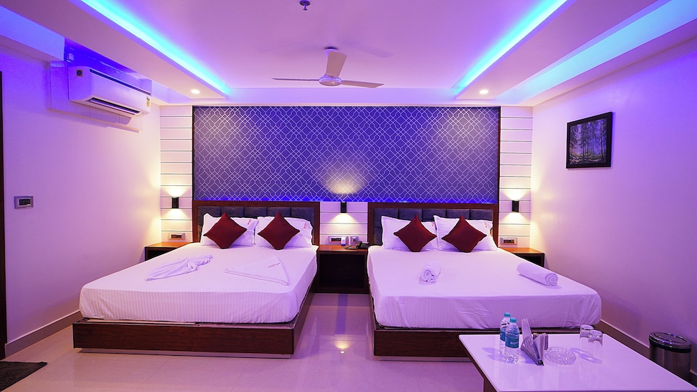 Family Quadruple Room, Multiple Beds, Garden View photo 2