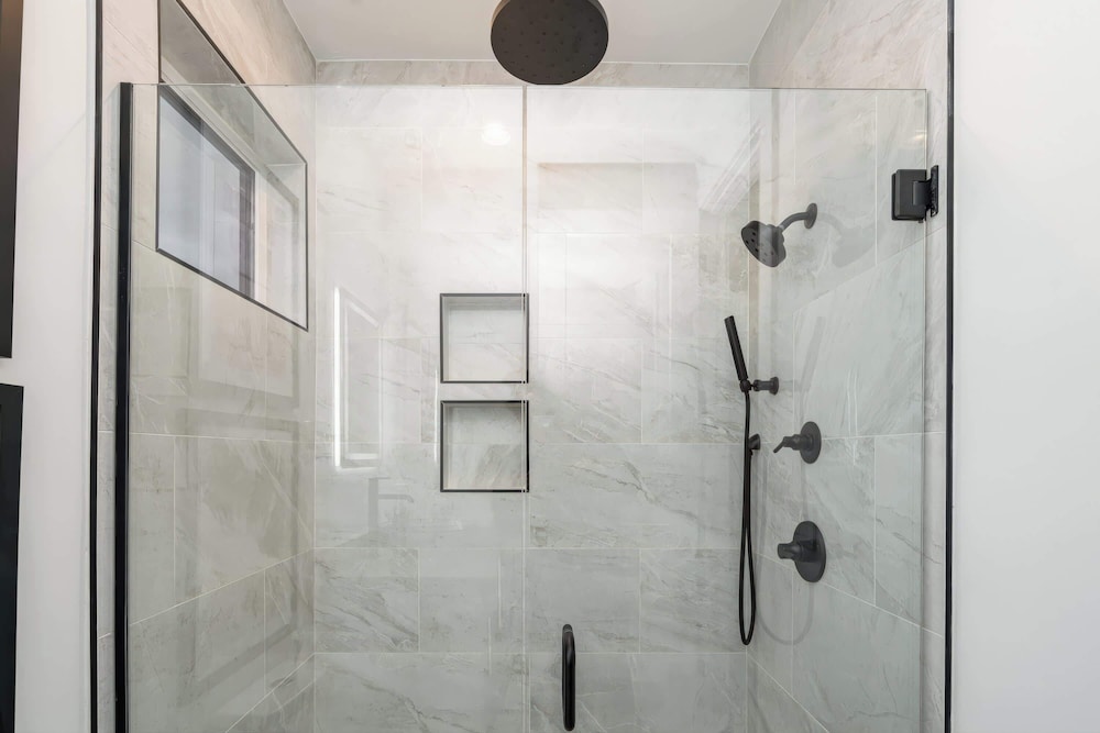 Elevator With Rooftop Hot Tub Pet-friendly Yard, Foto 43
