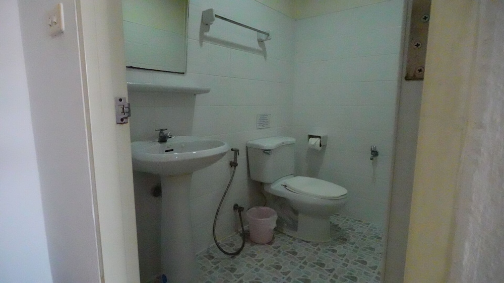 Deluxe Triple room with Balcony - Photo 3