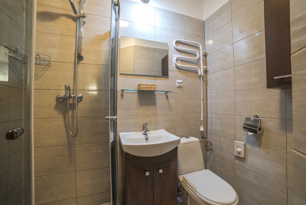 Basic Double Room Single Use photo 2