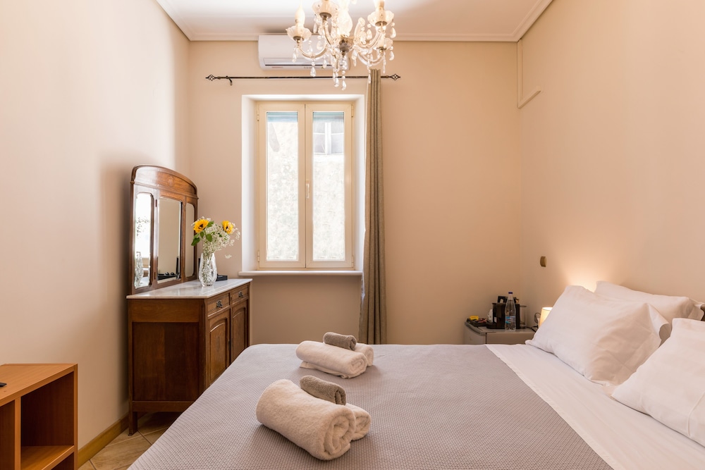 Royal Villa photo 3