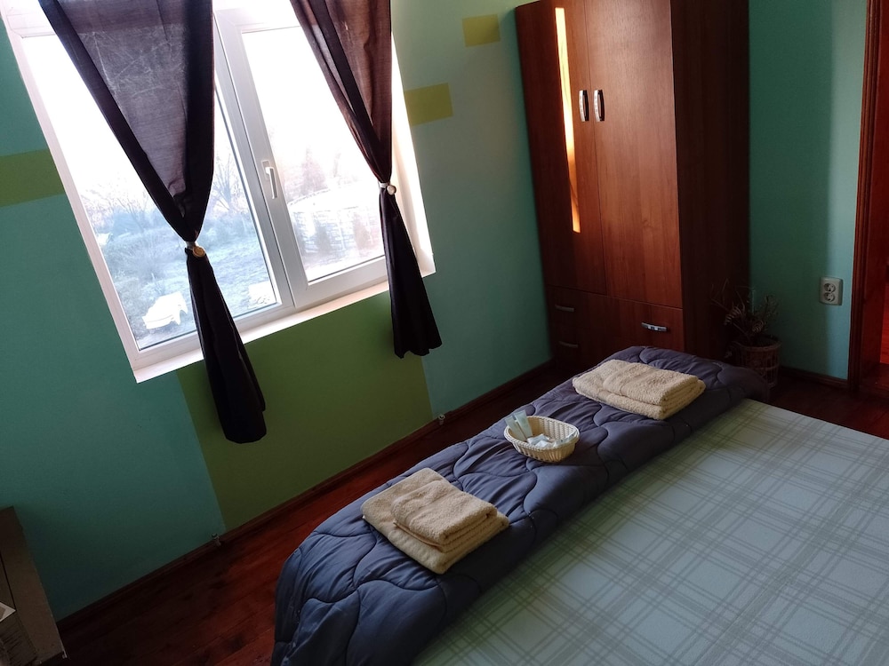 Apartment photo 3