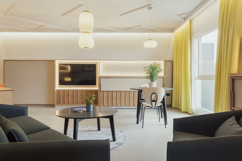Suite, Sea View - Photo 5