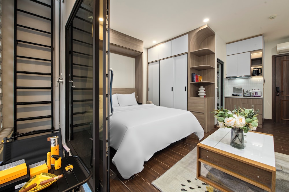 Deluxe Double Room, Balcony photo 2