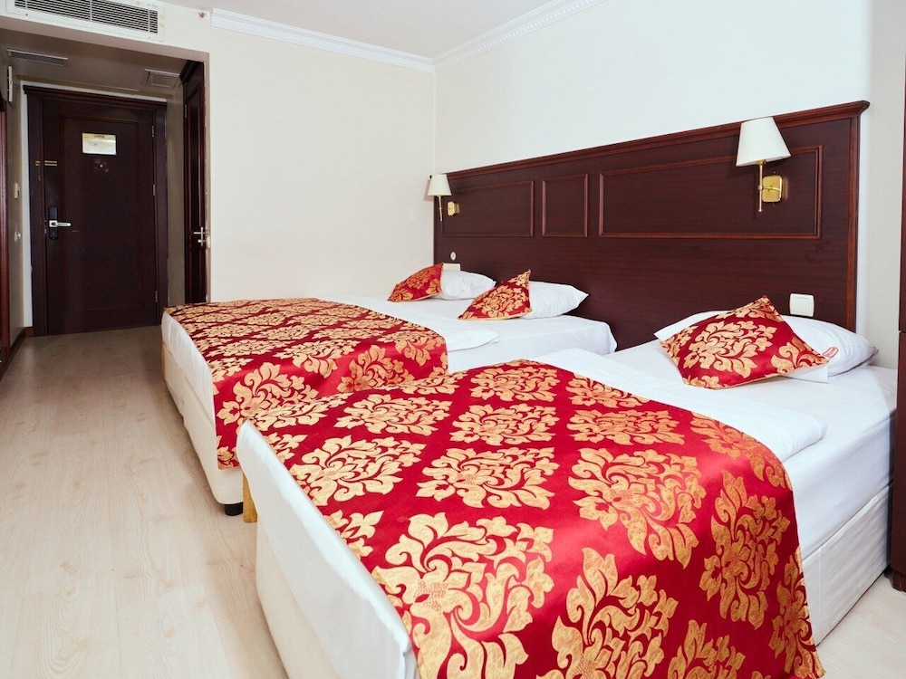 Family Triple Room, 1 Bedroom photo 2