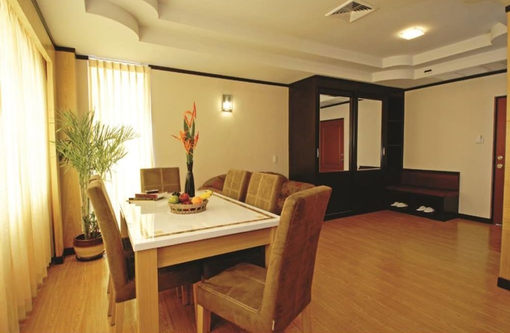 Studio Suite photo 3