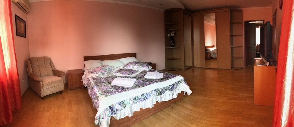 Comfort Quadruple Room