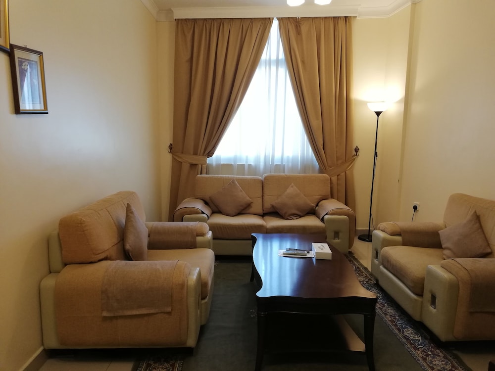 Suite, 1 Bedroom photo 2