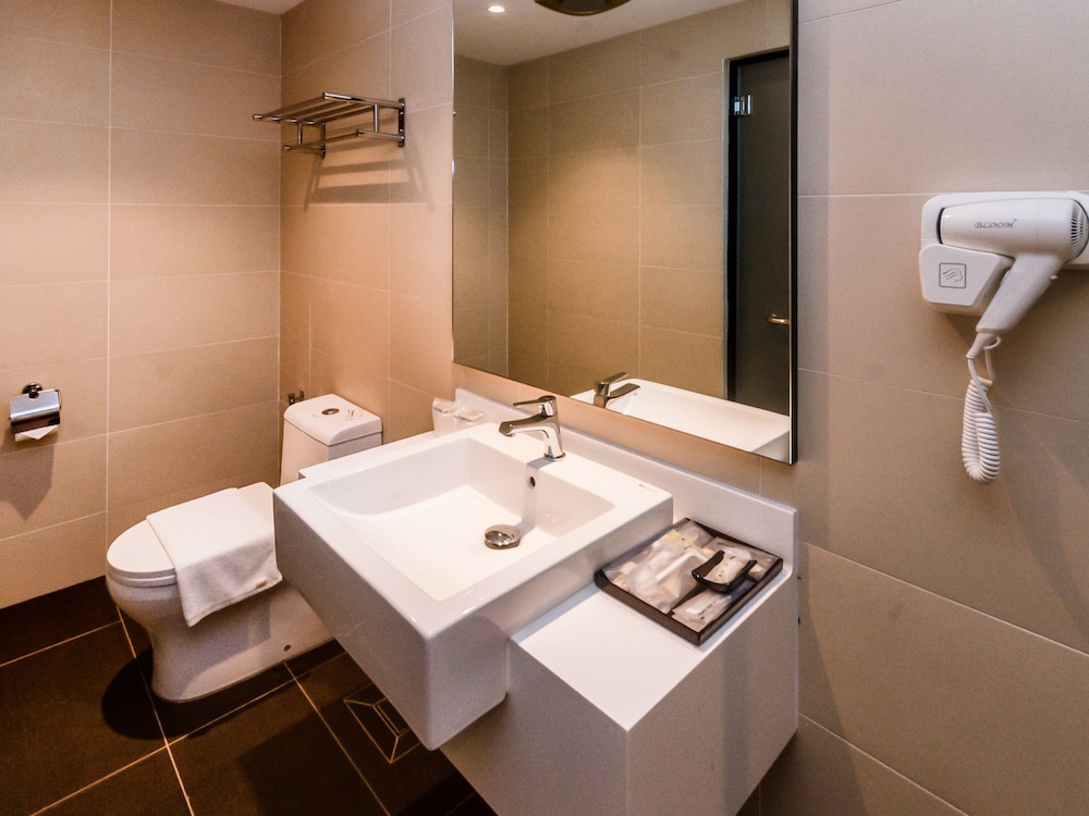 Deluxe Double Room, 1 King Bed photo 2