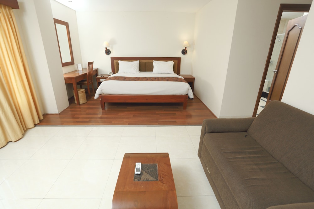Executive Double Room, 1 Queen Bed - Photo 2