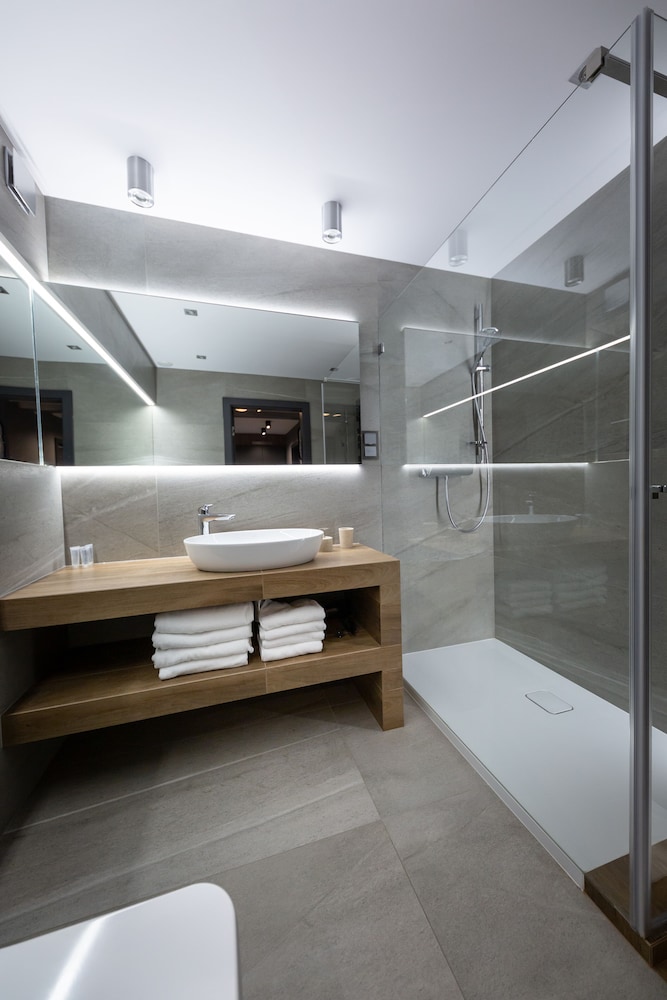 Elite Suite, 1 Bedroom, City View photo 2