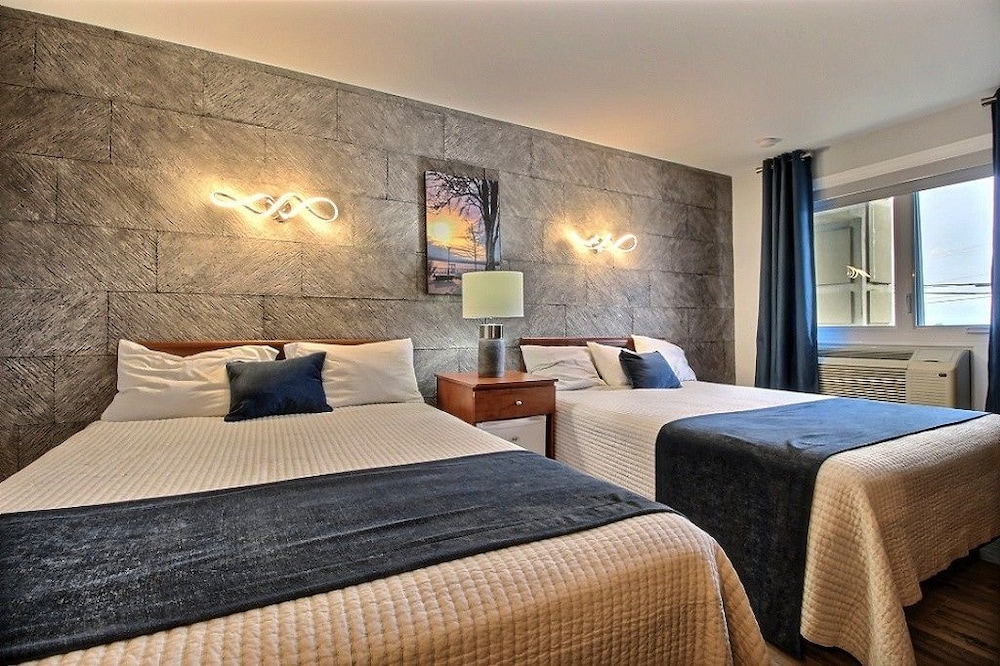 Standard Room, 2 Queen Beds photo 1