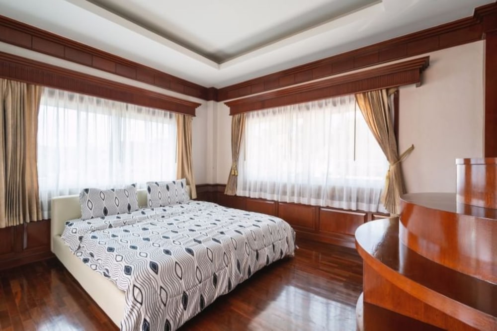 Villa, 4 Bedrooms, Private Pool - Photo 15