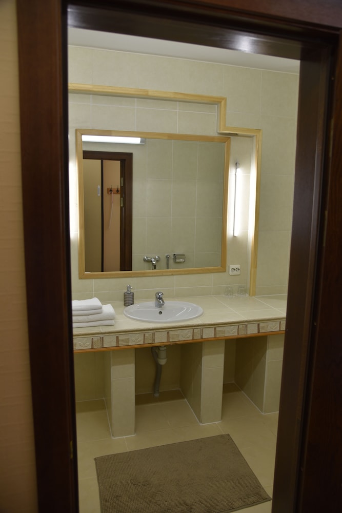 Standard Triple Room photo 3