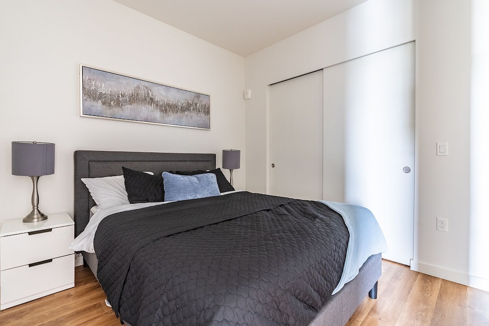 Business Apartment, 1 Queen Bed photo 1