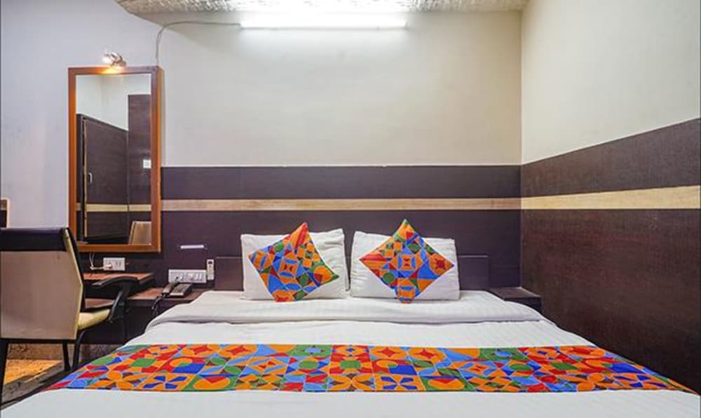 Executive Room - Photo 3