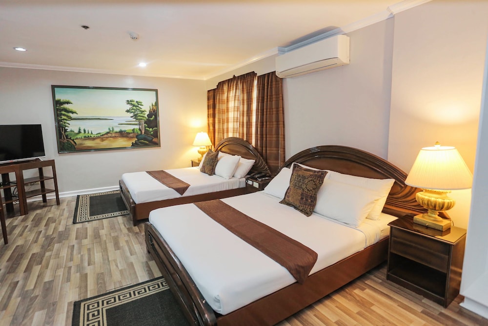 Holiday Suite photo 1