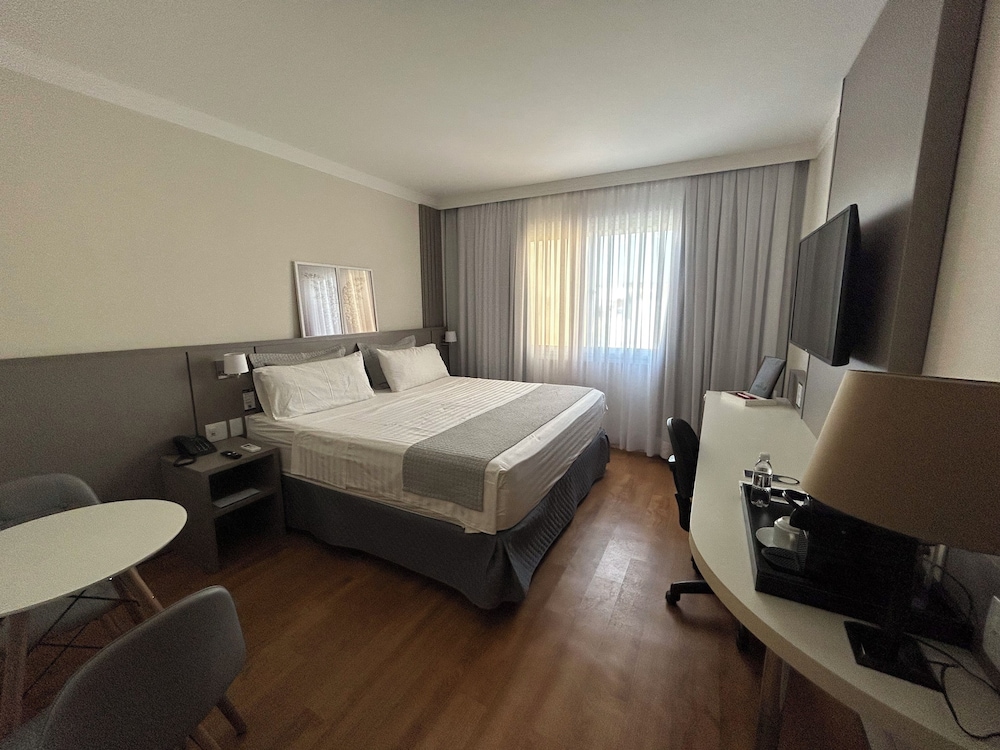 Luxury Room, 1 King Bed