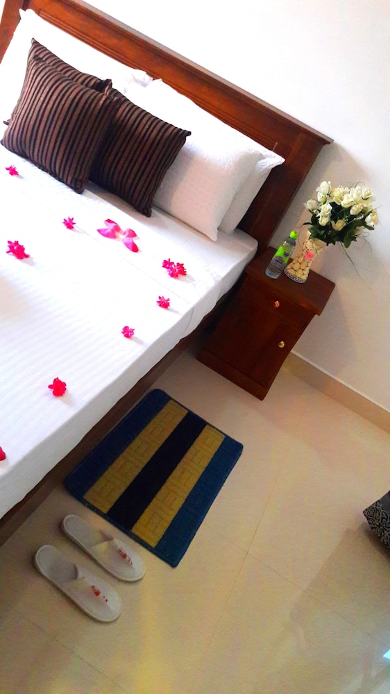 Standard Double Room, 1 Double Bed, Shared Bathroom, Garden View photo 2
