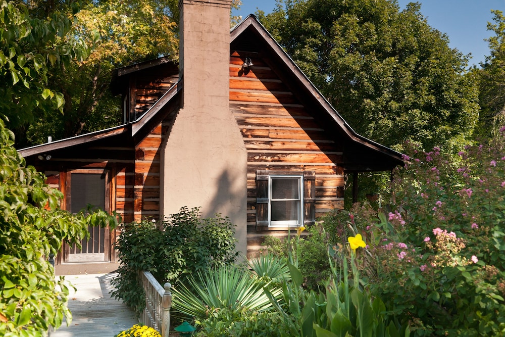 Carolina Log Cabin photo 2