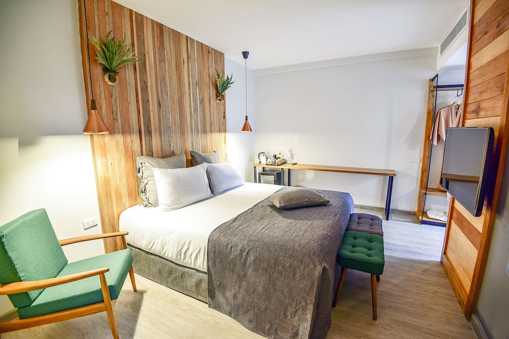 Deluxe Double Room With Garden