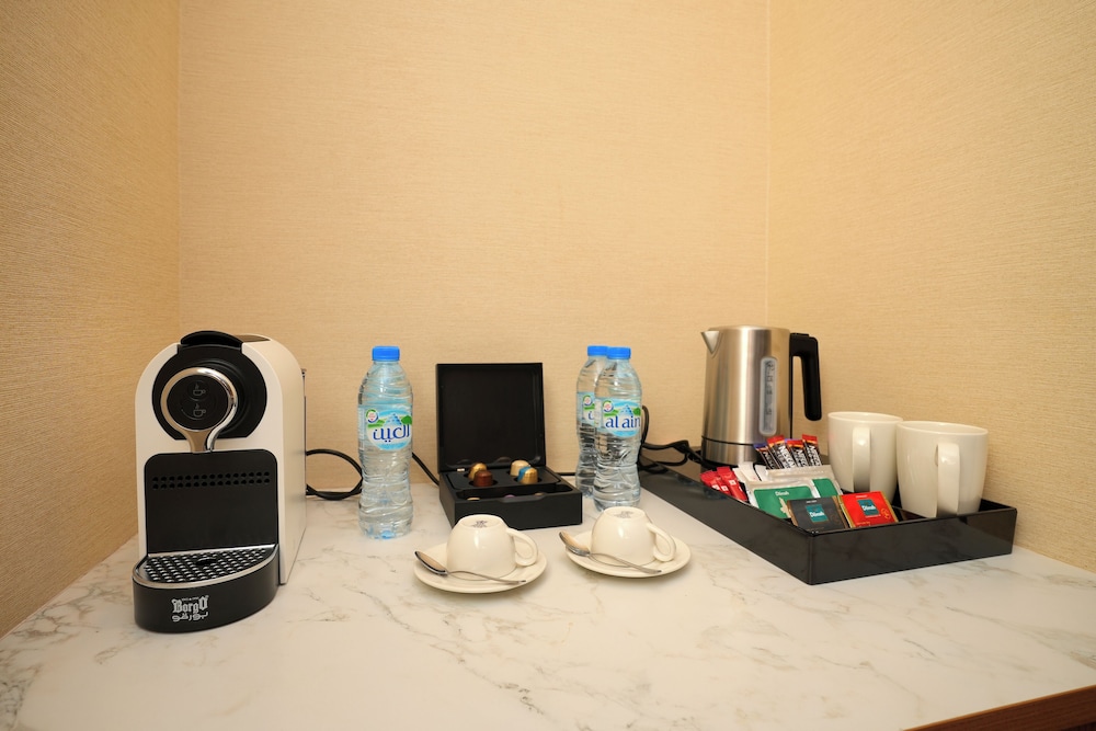 Executive Room, 2 Twin Beds - Photo 3