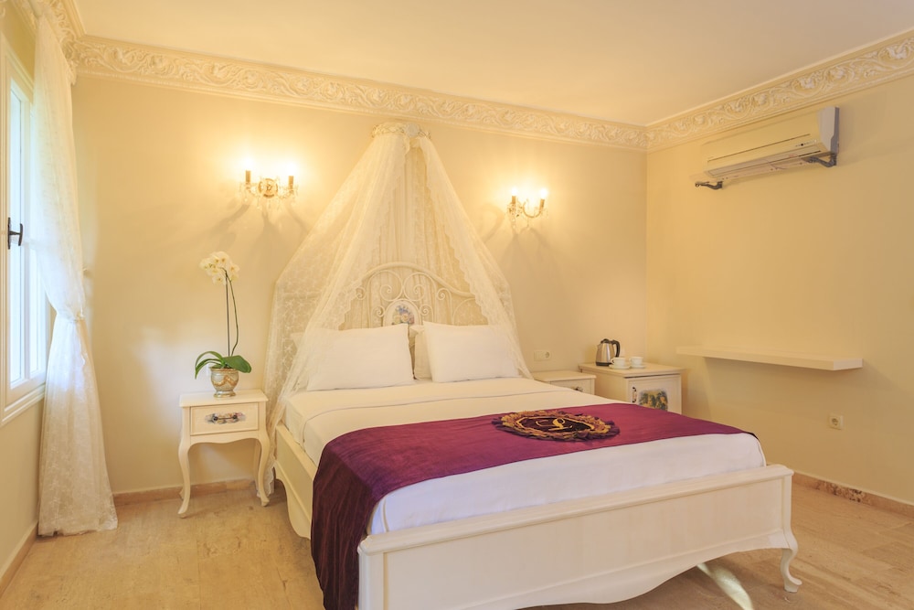 Deluxe Room, Garden View photo 2