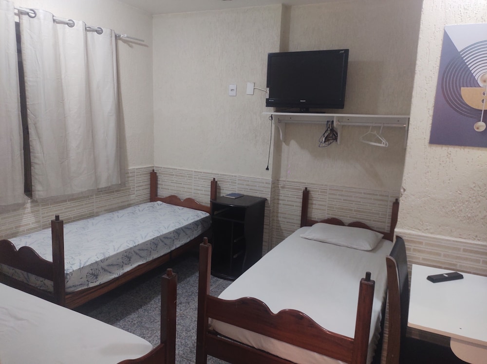 Basic Triple Room, Non Smoking, Housekeeping photo 2