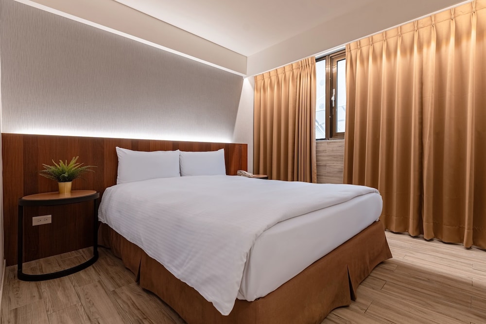 Basic Double Room photo 3