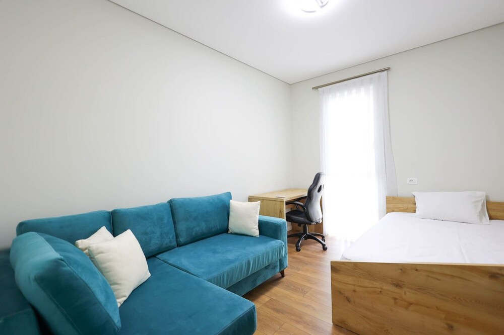 Apartment photo 3