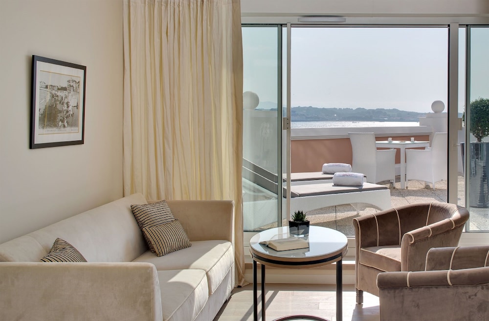 Ocean Terrace Suite - Photo 4