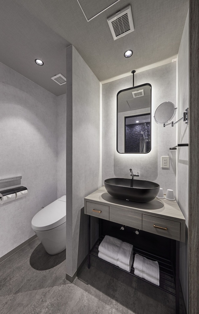 Twin Room (30sqm) ,shower room ,Non-smoking - Photo 6