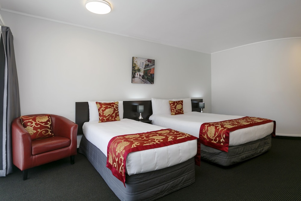 Studio Unit, Spa Bath photo 1