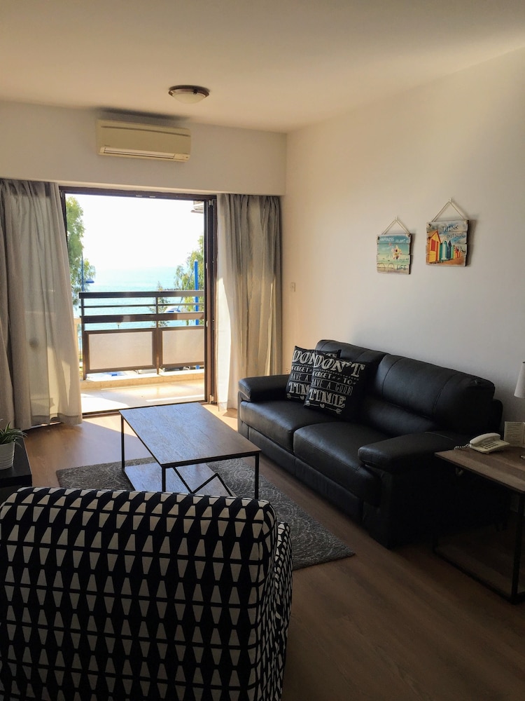 Standard Apartment, 1 Bedroom, Sea View (Single Beds) - Photo 5