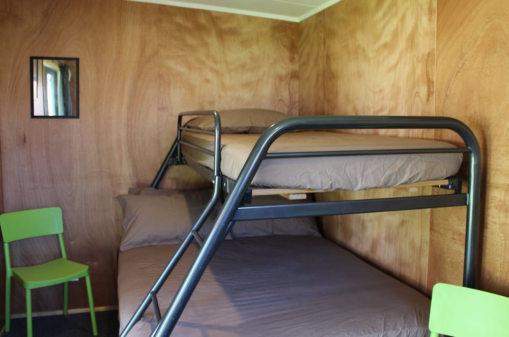Basic Cabin, River View, No Linen Provided photo 1