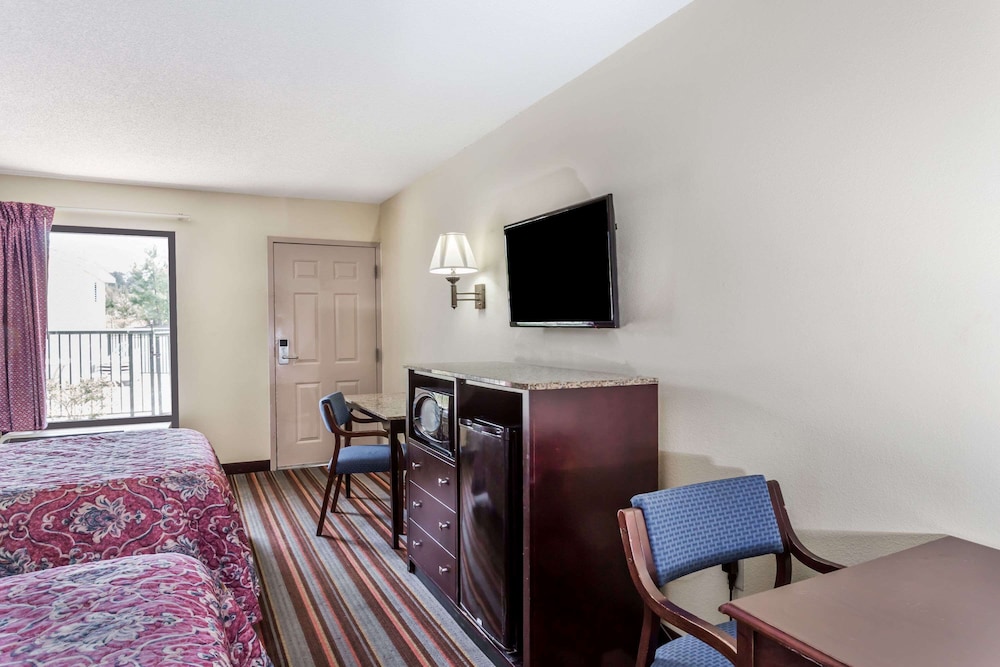 Double Room, 2 Double Beds - Photo 2