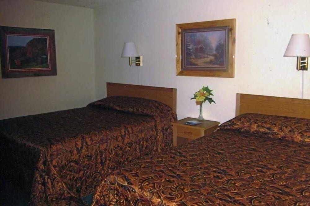 Standard Room, 2 Double Beds photo 1