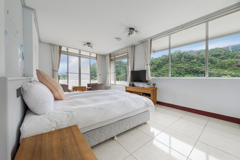 Mountain View Double Room photo 2
