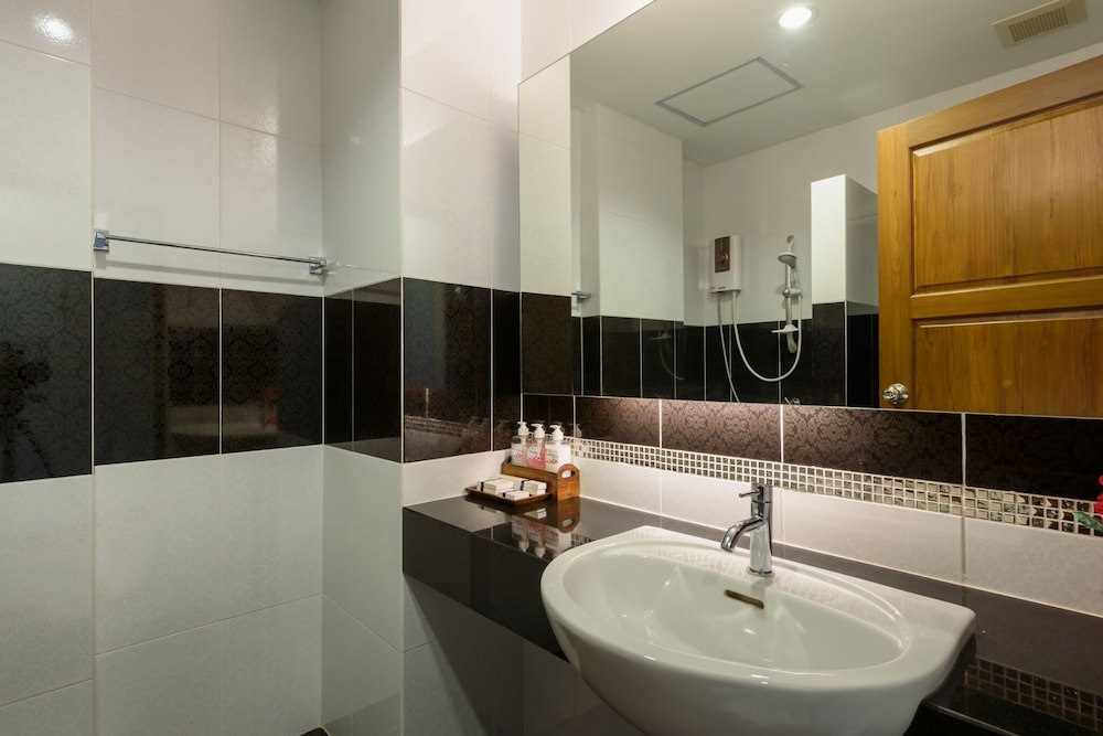 Superior Twin Room - Photo 2