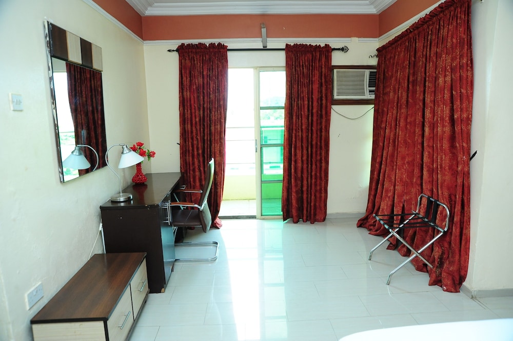 Deluxe Double Room photo 3