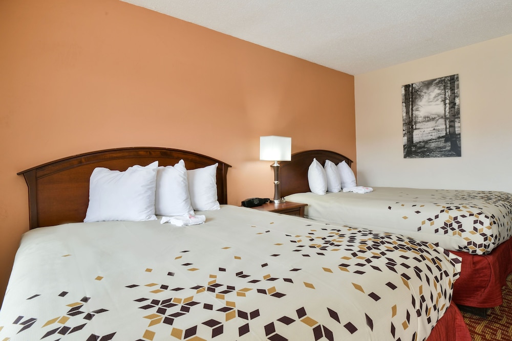 Superior Room, 2 Queen Beds, Non Smoking - Photo 7
