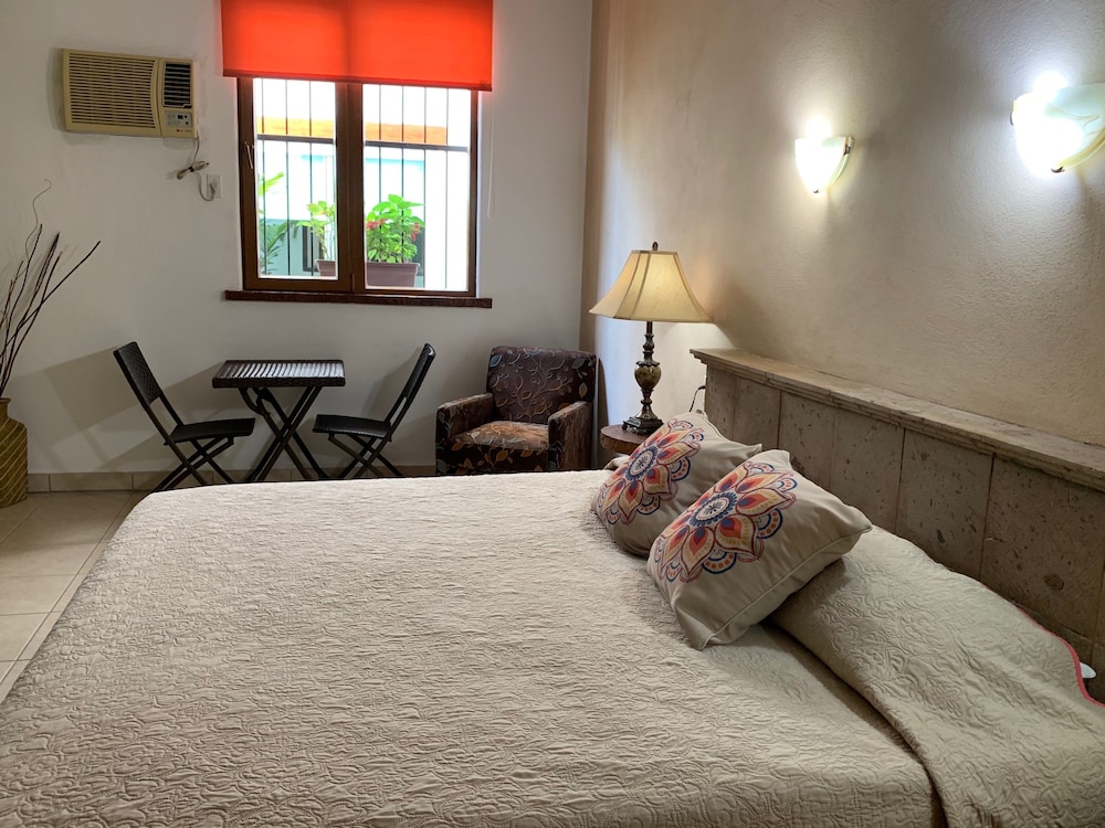 Executive Room, 1 King Bed photo 1