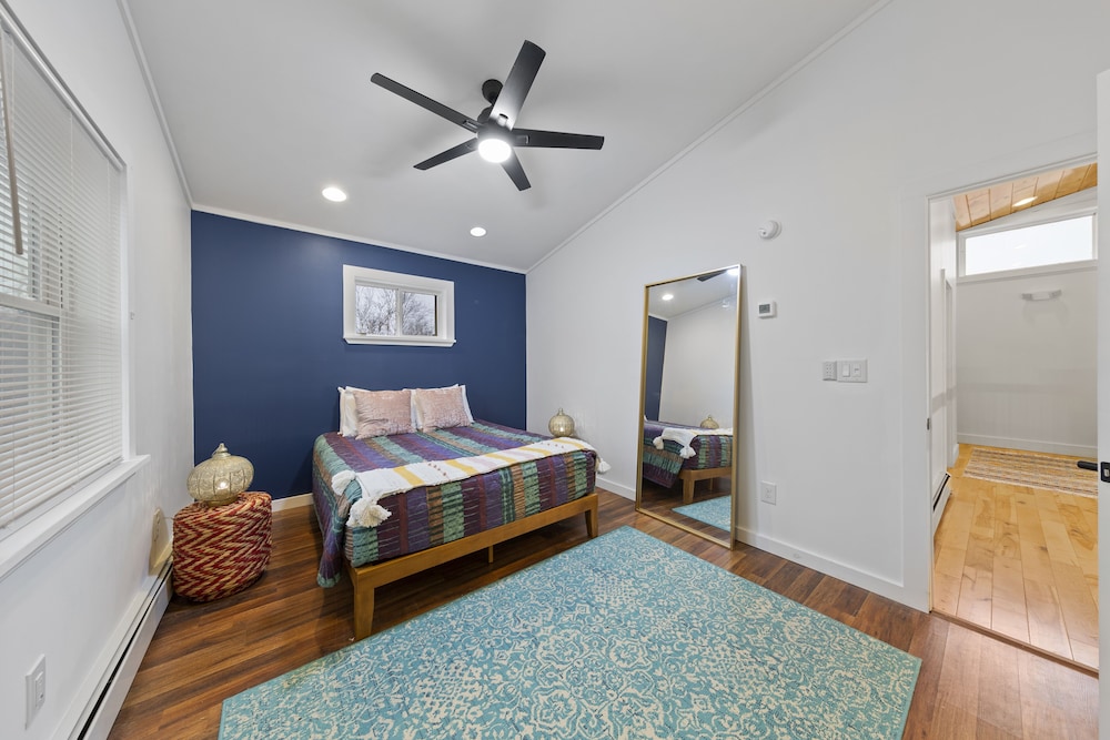 Saranac House - 4BD photo 2