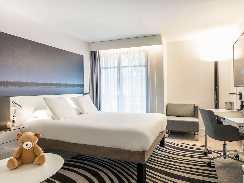 Executive Double Room, 1 Double Bed with Sofa bed, Non Smoking, Balcony - Photo 5