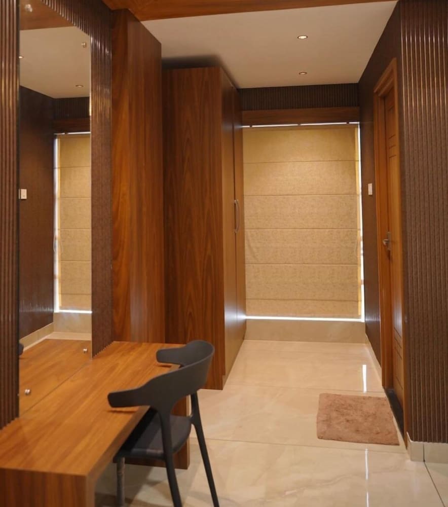 Deluxe Double Room, City View