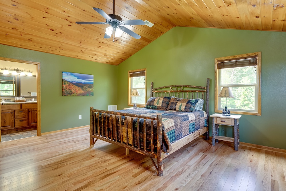 House (4 Bedrooms) photo 3